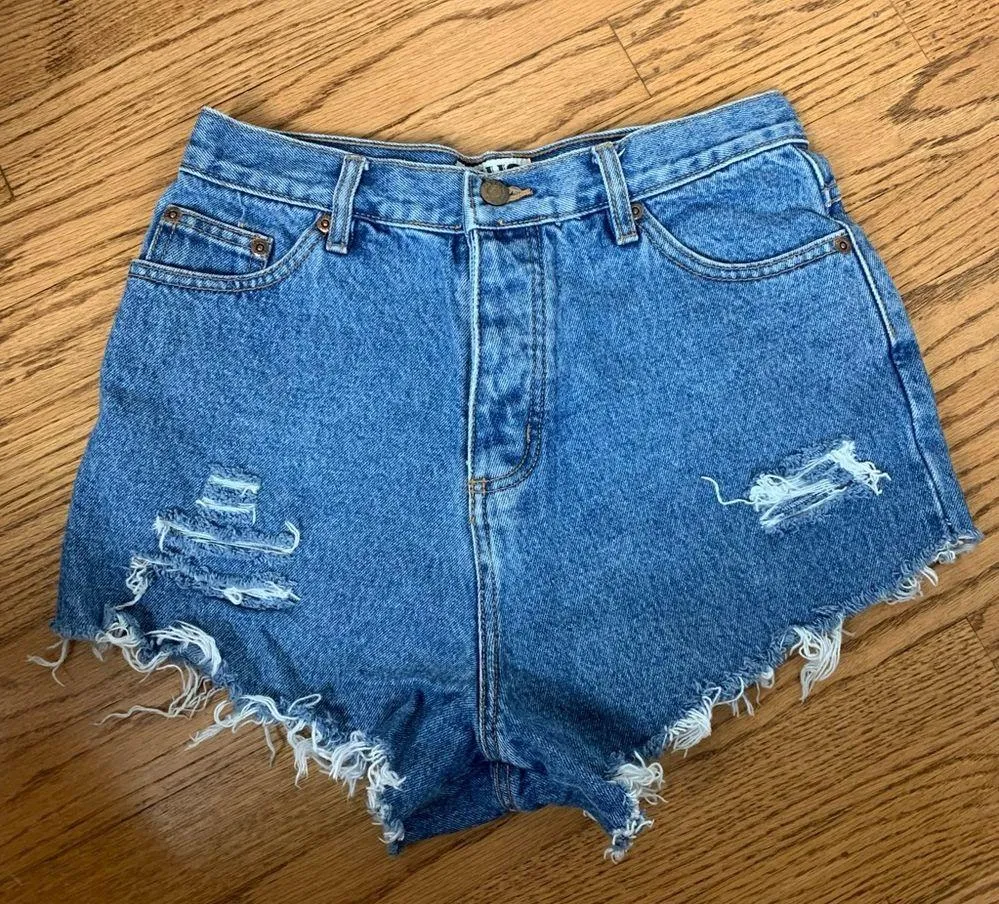 VTG Falls Creek | Cut Off Denim Shorts - Image 9