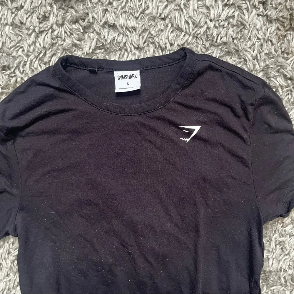 Gymshark Black Womens T Shirt size small - Image 2