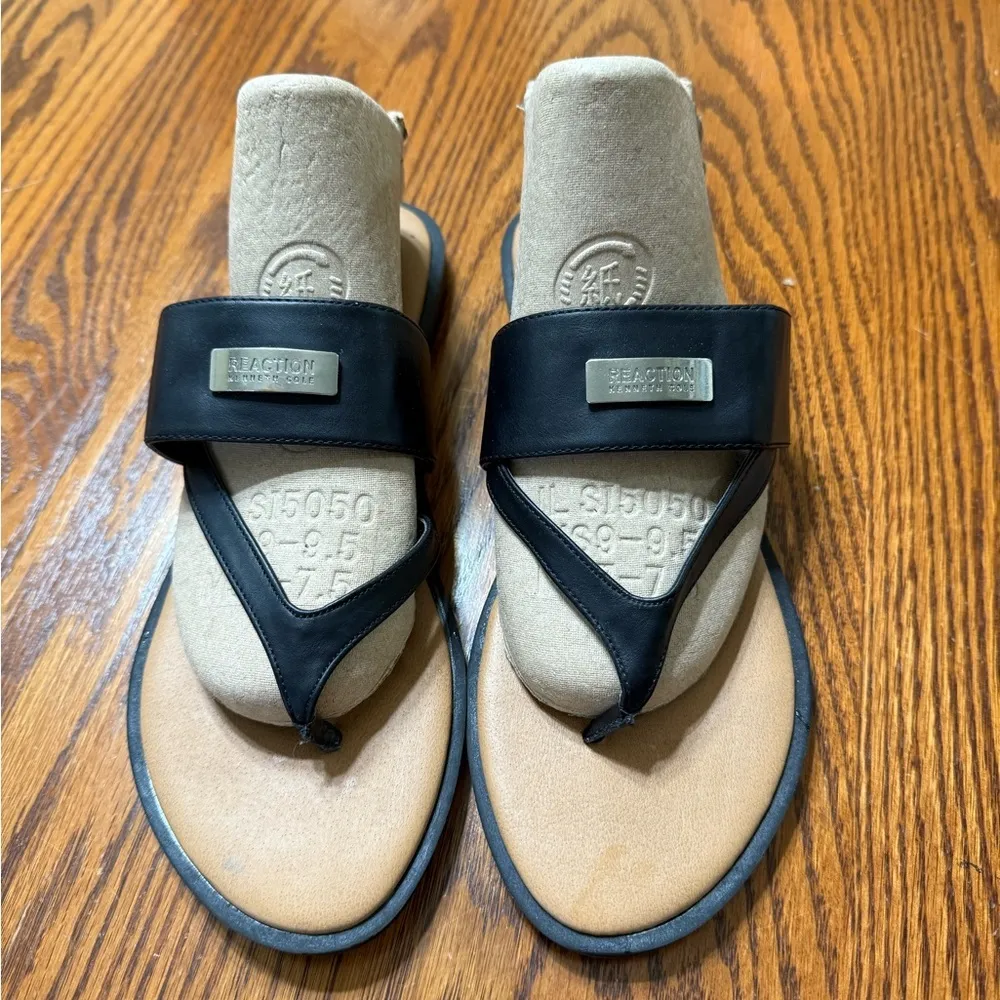 Kenneth Cole Reaction Black Strappy Sandals Size 9 - Image 8