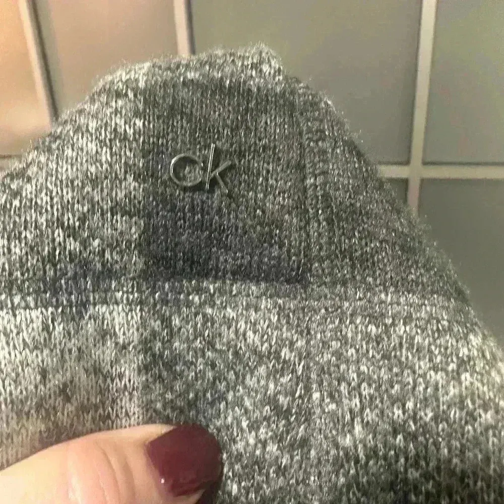 Calvin Klein plaid sweater vest - Image 5