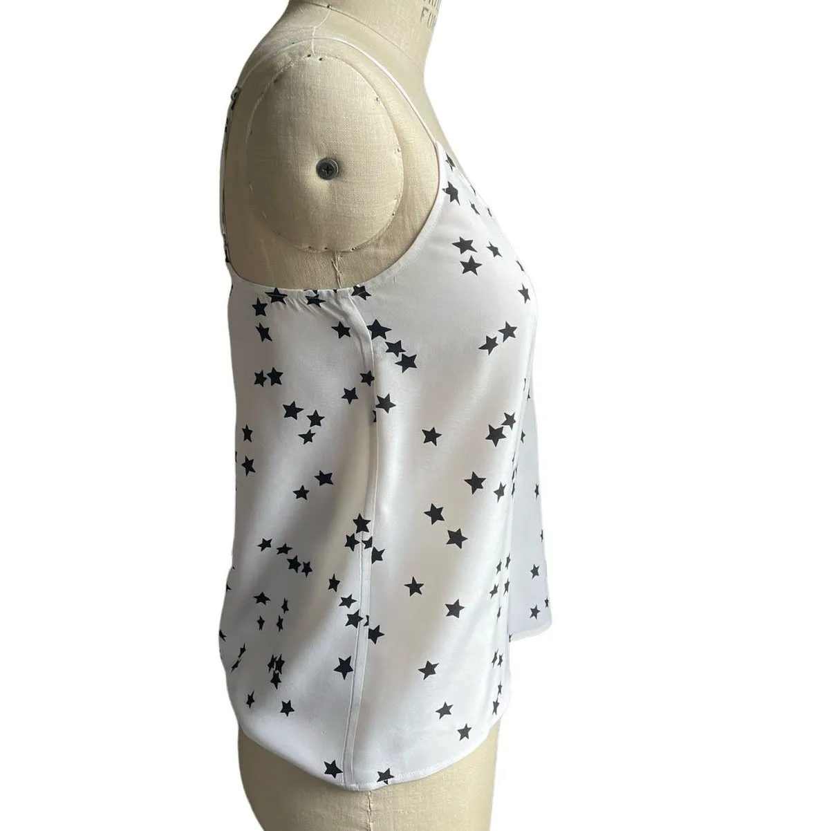 Equipment Femme Layla Cami Tank Top 100% Silk Adjustable Straps Stars Small - Image 2