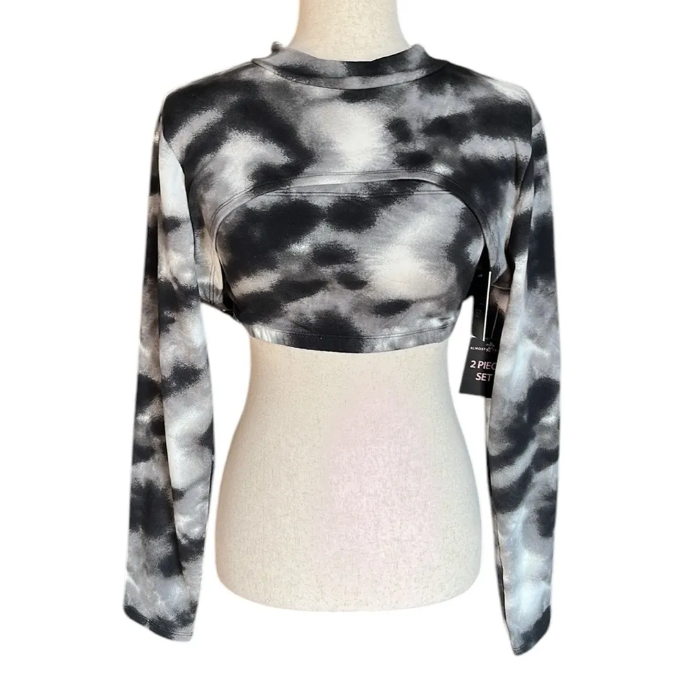 Almost Famous 2 piece Tie Dye shirt set - Image 8