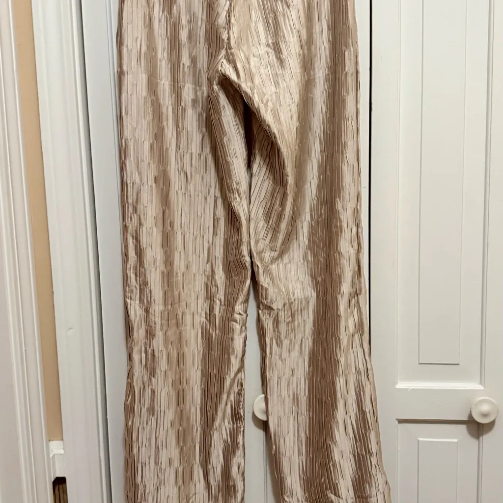 PrettyLittlething Oatmeal Plisse wide leg pants size 2 Dressy classy evening out - Image 7