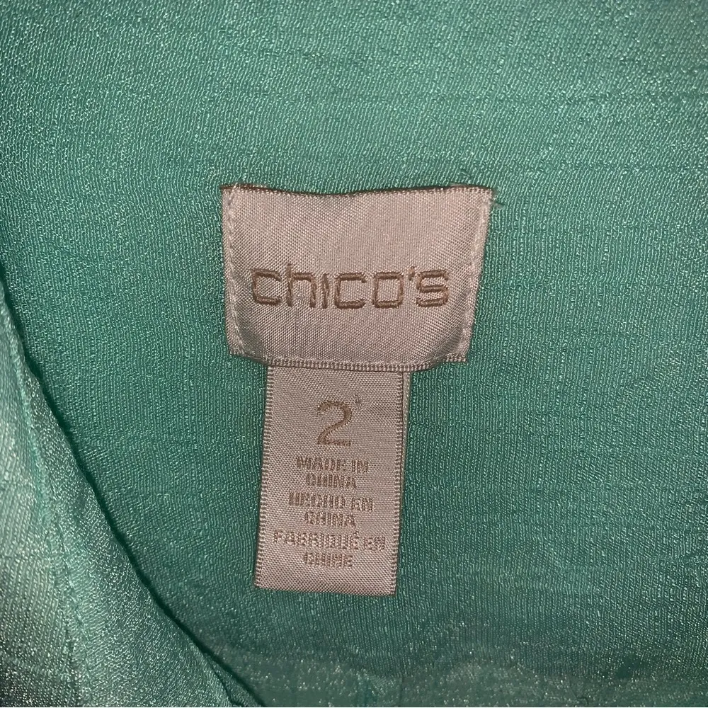 Chico’s woman light green rayon blouse. Size 2 - Image 4