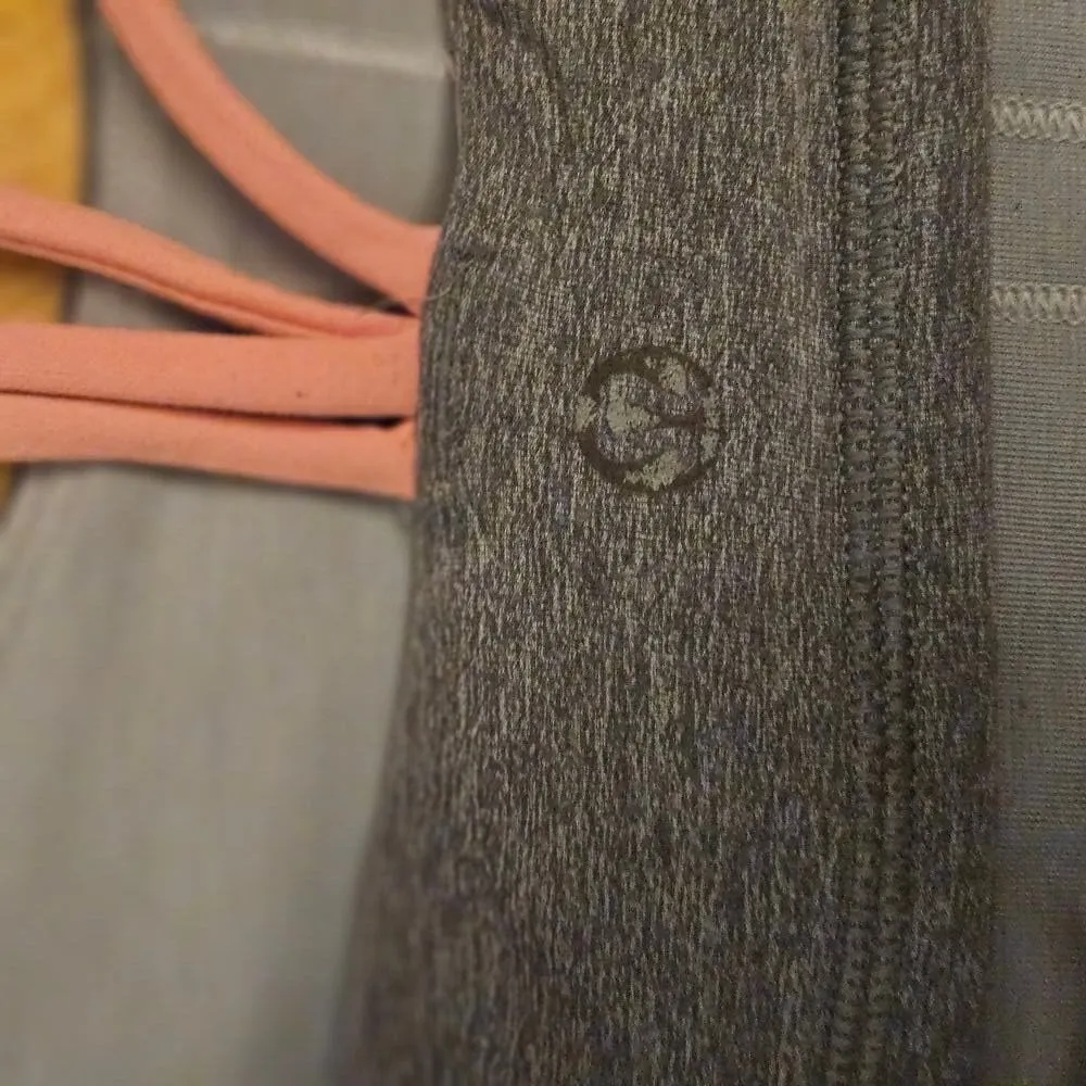 Lululemon Strappy Sports Bra Athletic Yoga Performance Gray Pink‎ Women's Size 8 - Image 3