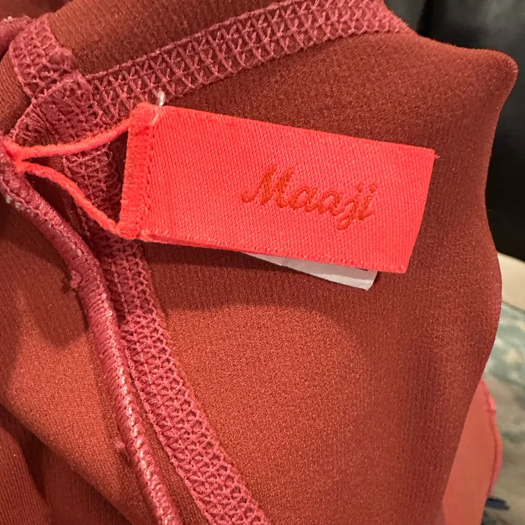 Maaji High Rise Waist Vibrant Orange Crop Leggings L - Image 7