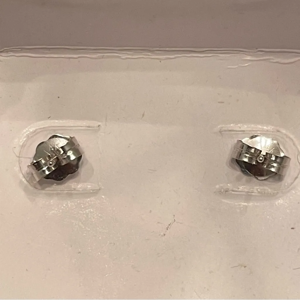 14k White Gold Earrings - Image 4