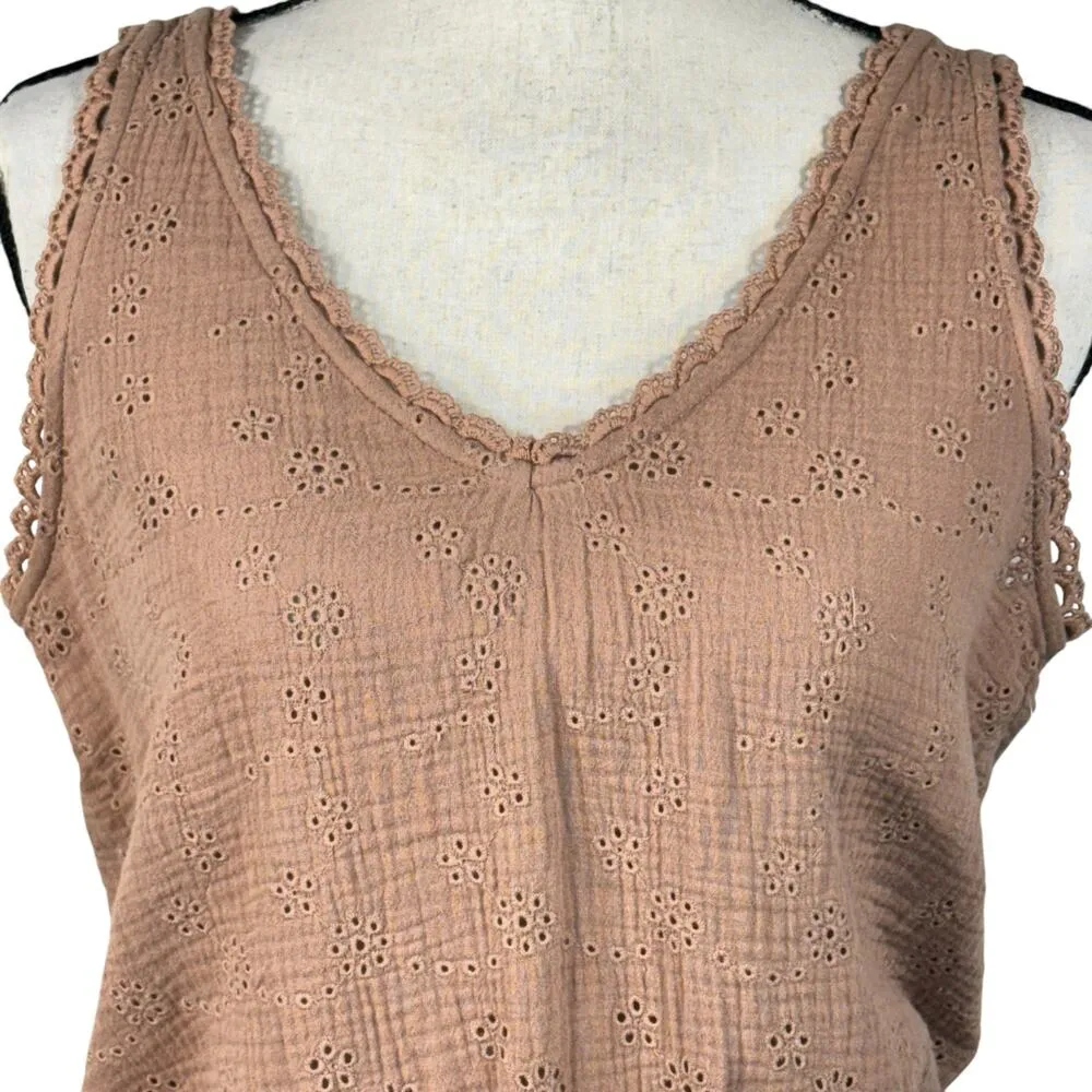Self Esteem JRS Medium Floral Eyelet Top Crochet V-Neck Sleeveless Ruffled Tan - Image 2