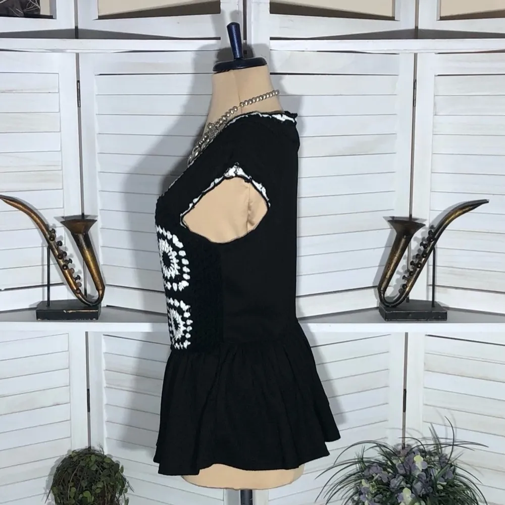 Trendmates Peplum Top Crochet Black White Small Medium - Image 4