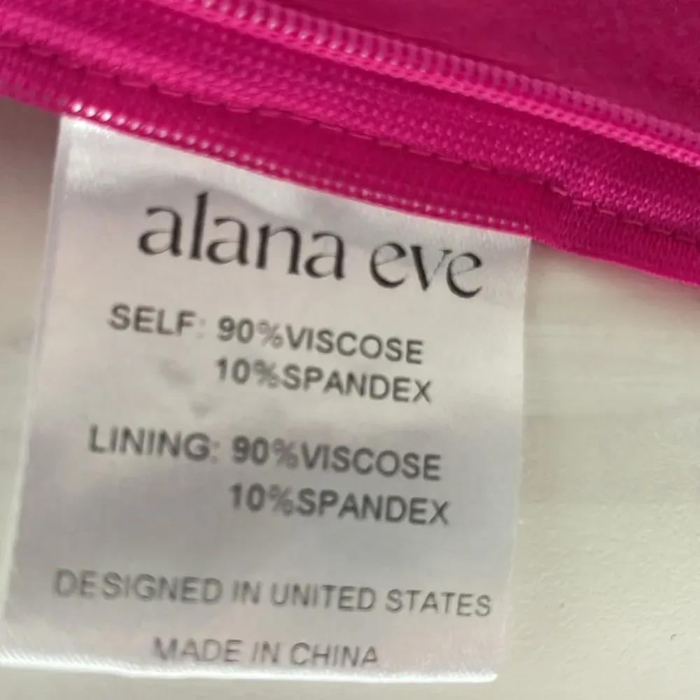 Alana Eve Raspberry Chloe One Sleeve Mini Dress size small Pink - Image 15