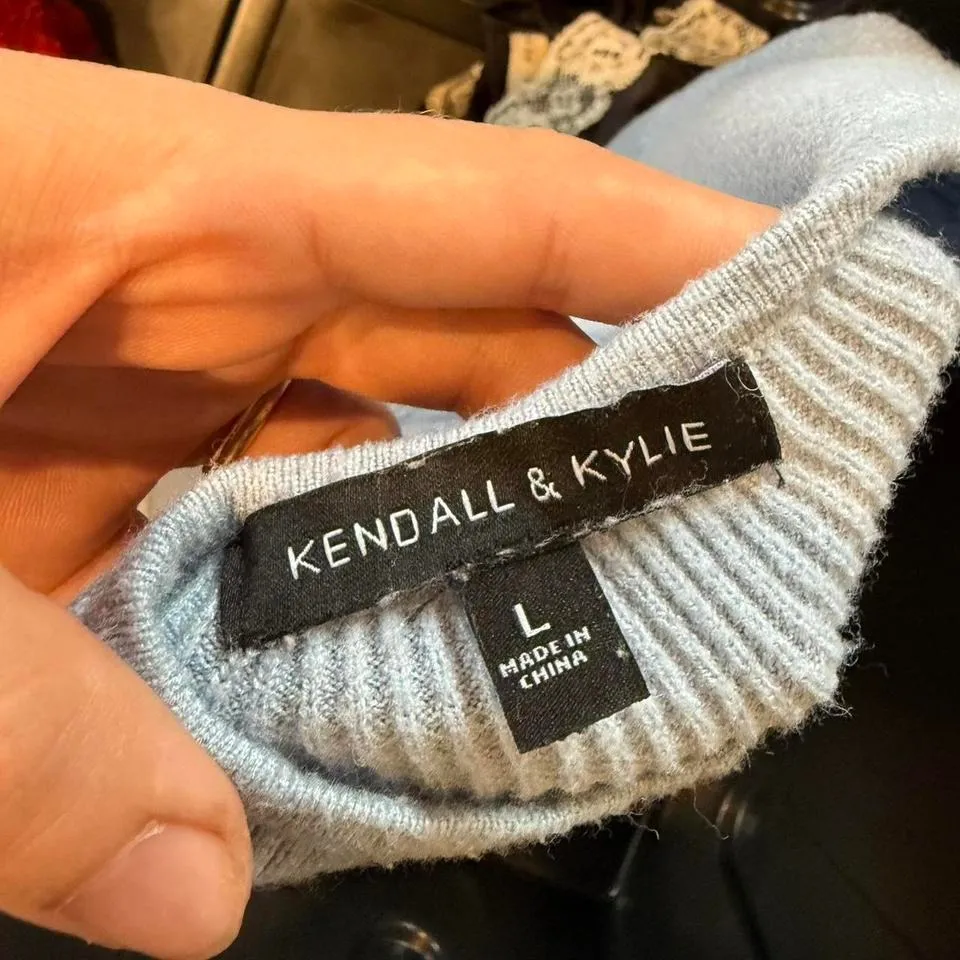 Kendall & Kylie Light Blue Ribbed V Neck Long Sleeve Crop Sweater Top Women's L Size L - Image 3