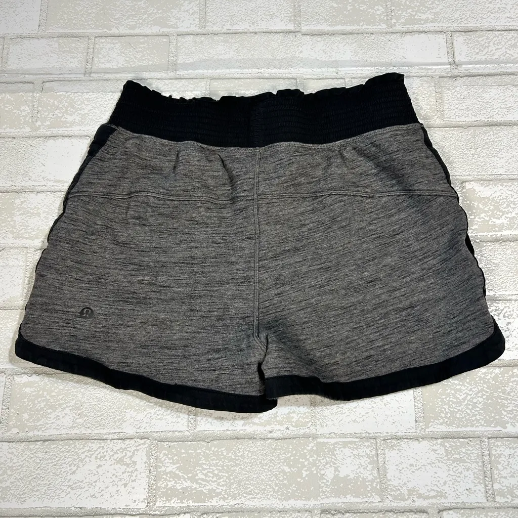 Lululemon Women's Shorts - Image 2