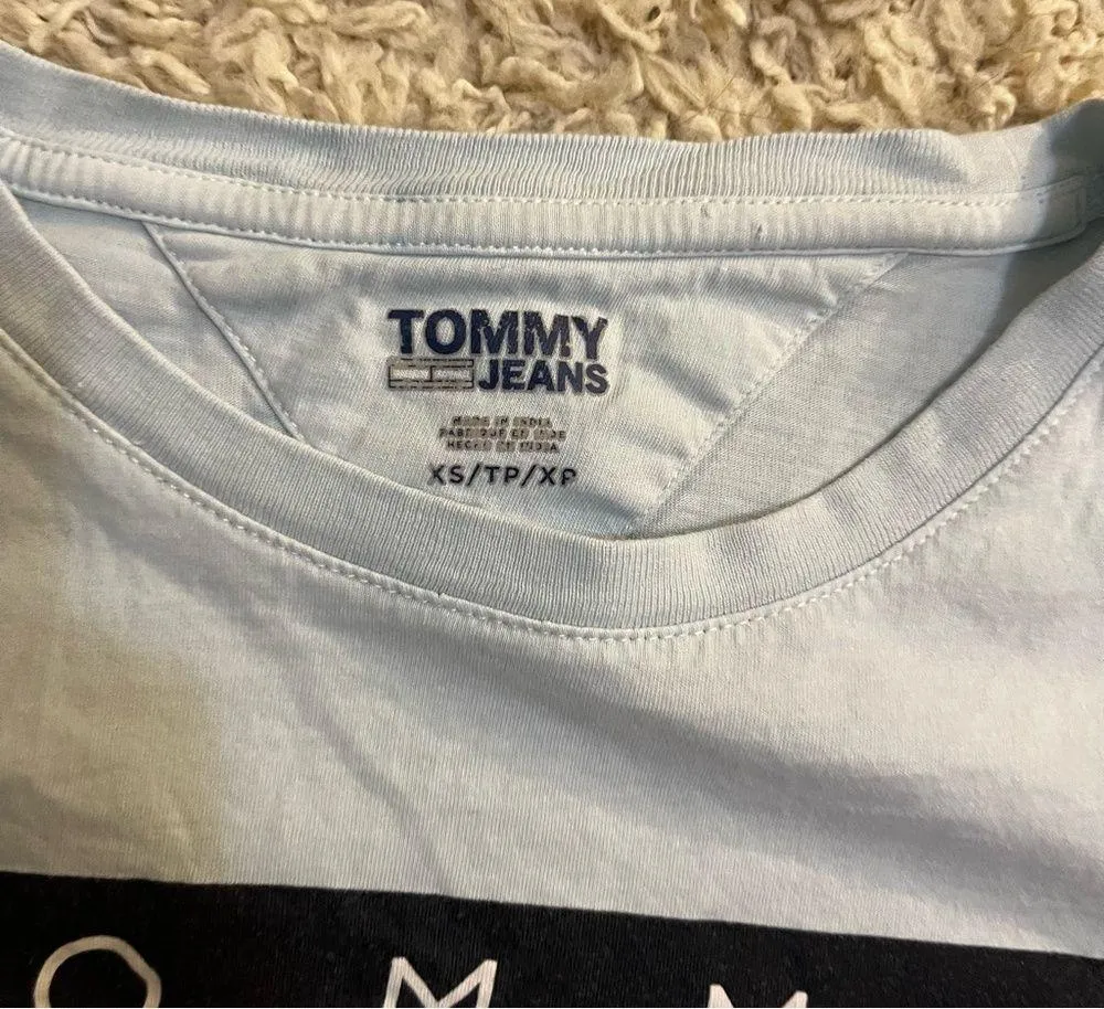 Tommy Jeans Semi-cropped T-shirt size xs - Image 4