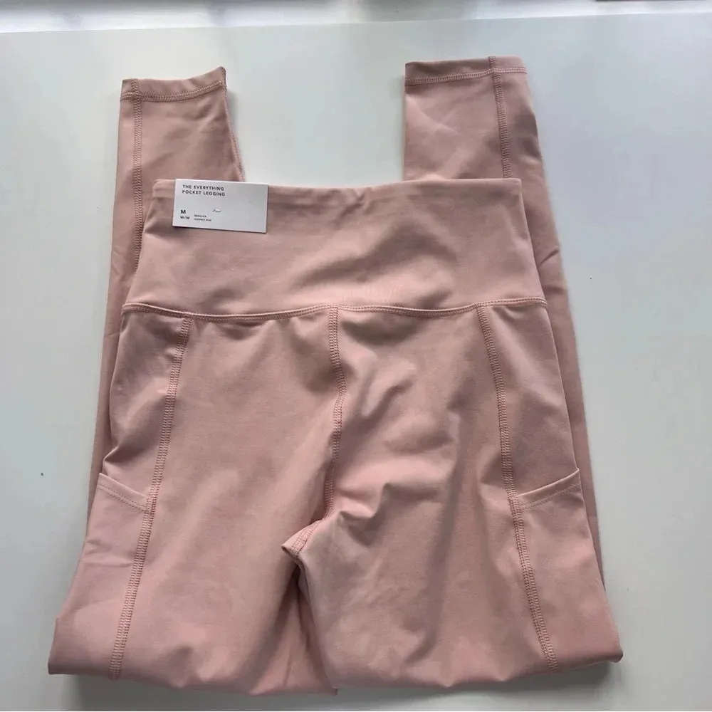 American Eagle  The Everything Pocket Legging Size Medium - Image 6