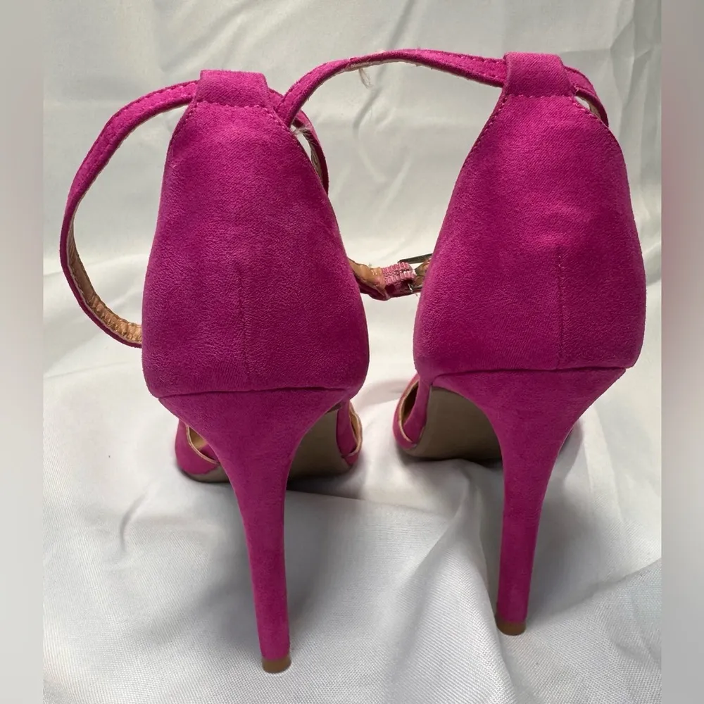 Like New Faux Suede Hot Pink Scalloped Heals - Image 5