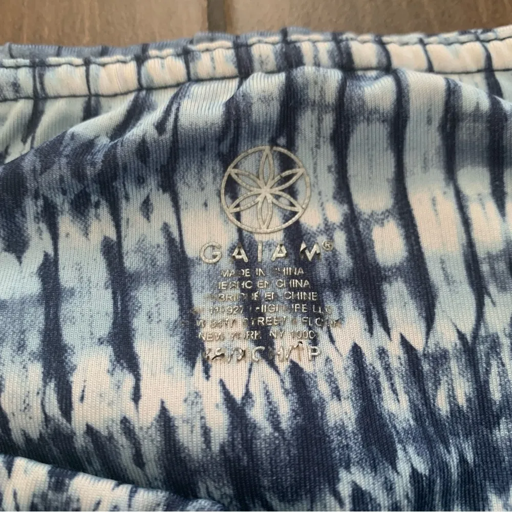 Gaiam Yoga Leggings Blue and White sz XS - Image 3
