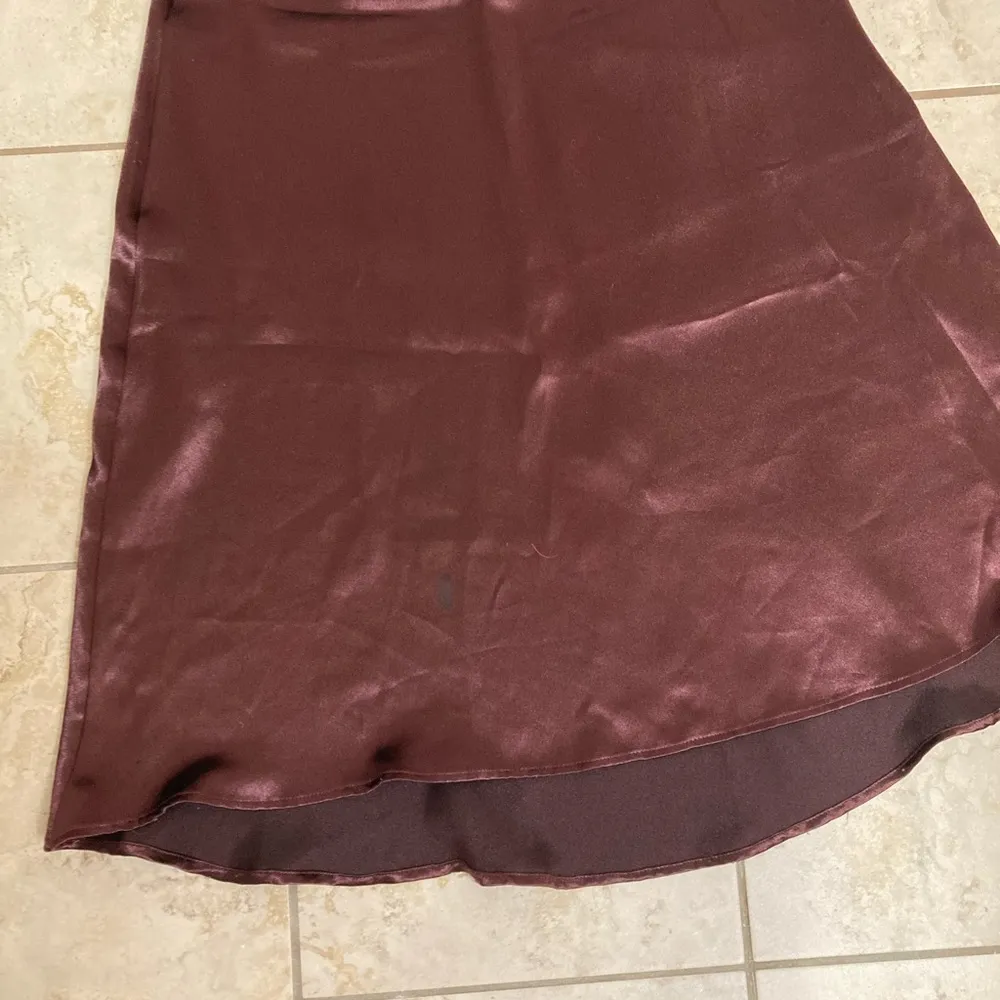Burgundy Satin High Low Midi Skirt - Image 11