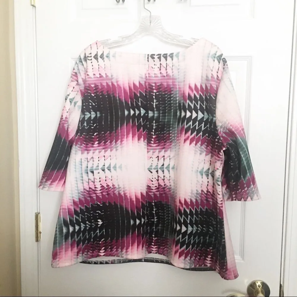 6th & Lane Geometric Print Pink Scuba Top Size 18 - Image 6