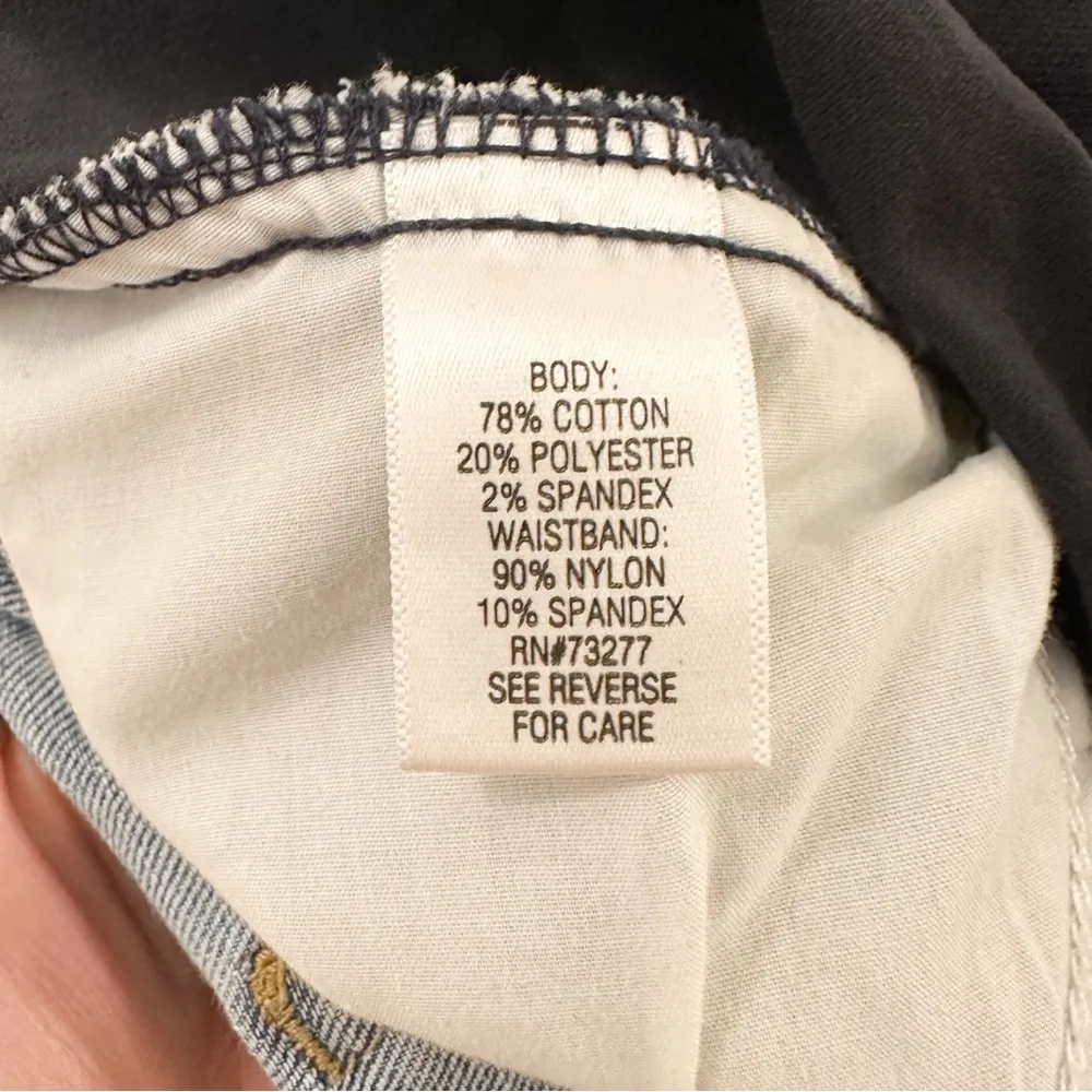 A:Glow Distressed Cuffed Maternity Jean Shorts Blue sz 8 - Image 7