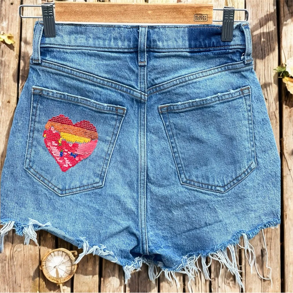 Abercrombie & Fitch The MOM SHORT High Rise Curve Love - Image 7