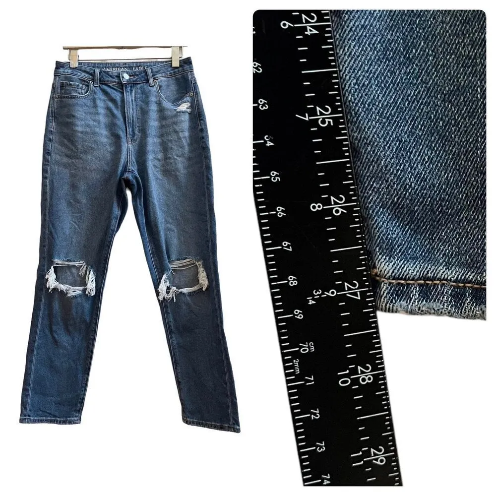 American Eagle  Distressed Busted Knees Mom Jean Size 8R 27 Inch Inseam - Image 6