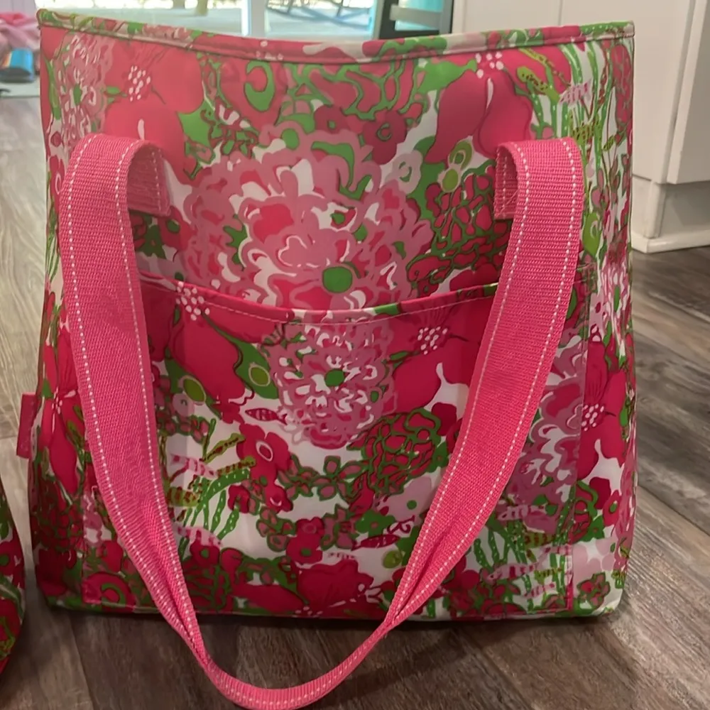 Lilly Pulitzer Beach Bag and Insulated Beverage Bucket Cooler Bag set - Image 2