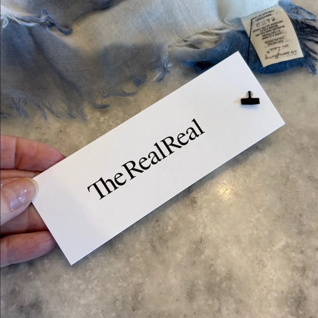 Do Everything In Love Scarf - Image 4