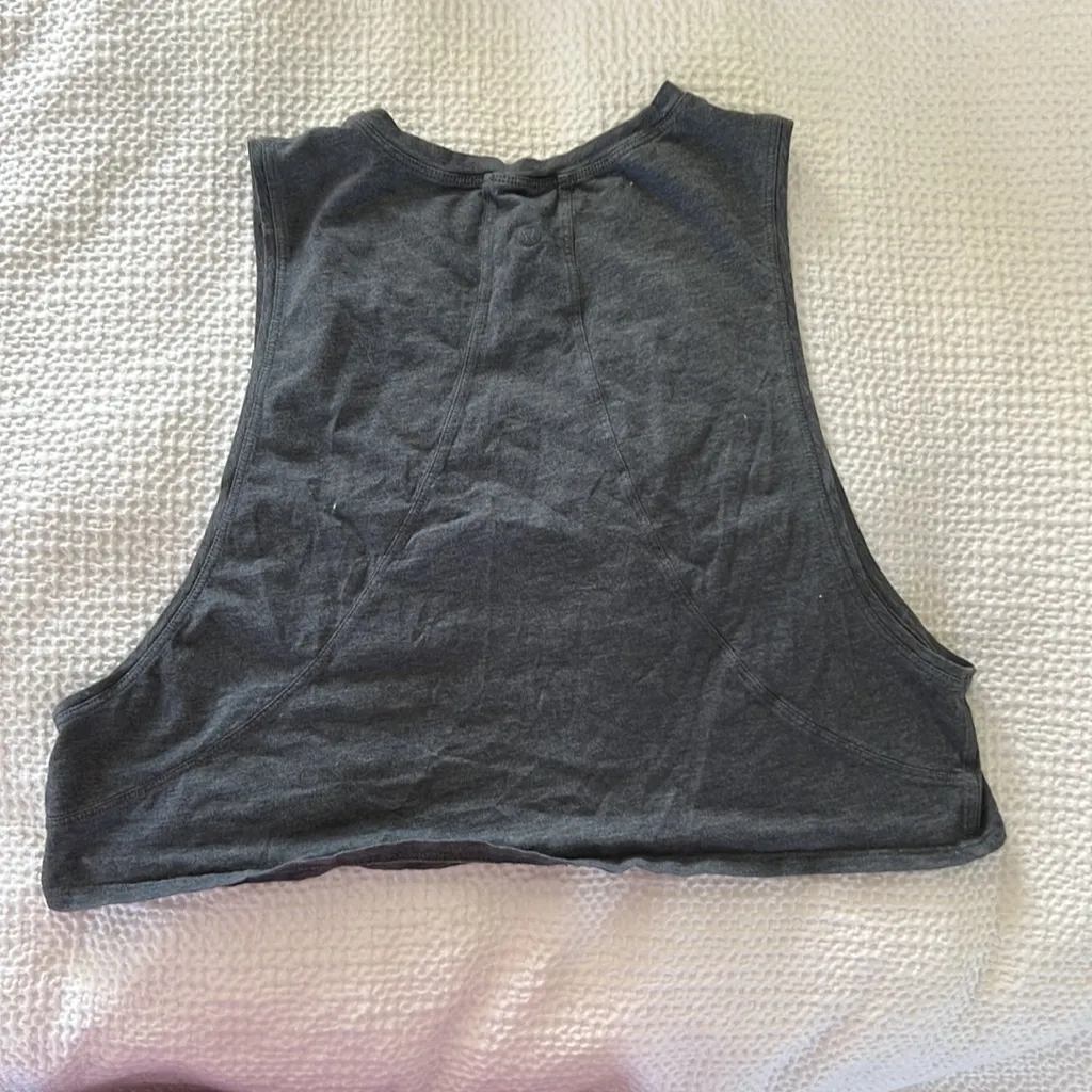 LULULEMON CUTE WORKOUT TANK - Image 2
