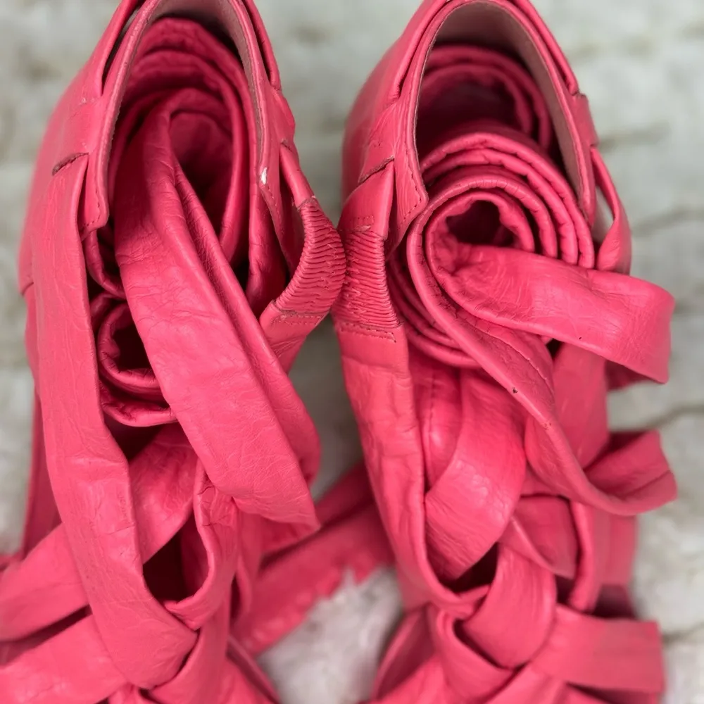 Tory Burch  Pink Sandals with Elegant Straps - Image 6