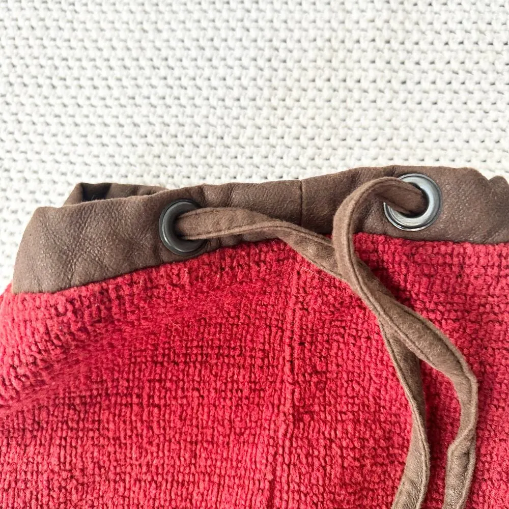 Tsunami Canada 32704 Drawsting Red Brown Printed Strip Vintage Y2K Soft Backpack - Image 9