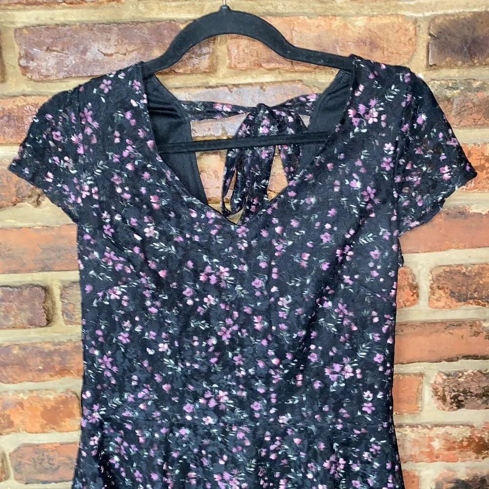 My Michelle Black Floral Short Sleeve Pleated A-Line Mini Dress Junior's Size 11 - Image 2