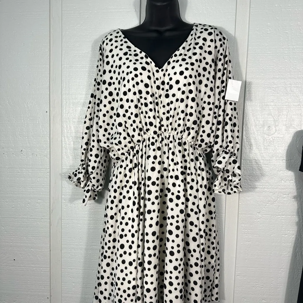 White Burch Women’s Black and White 3/4 Sleeve Polka Dot Dress Size Medium NWOT - Image 3