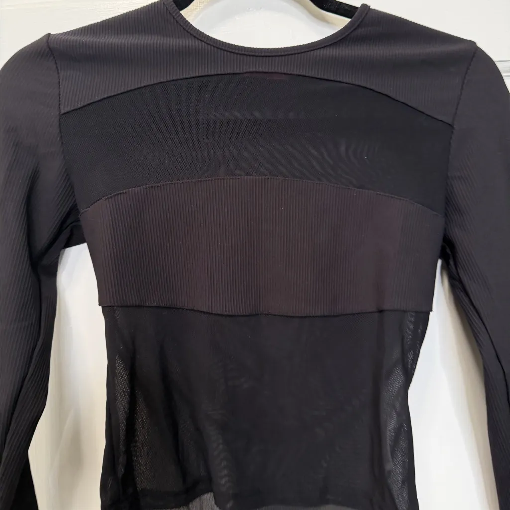 Edikted Black Ribbed Long Sleeve Mesh Crop Top Size Medium - Image 3