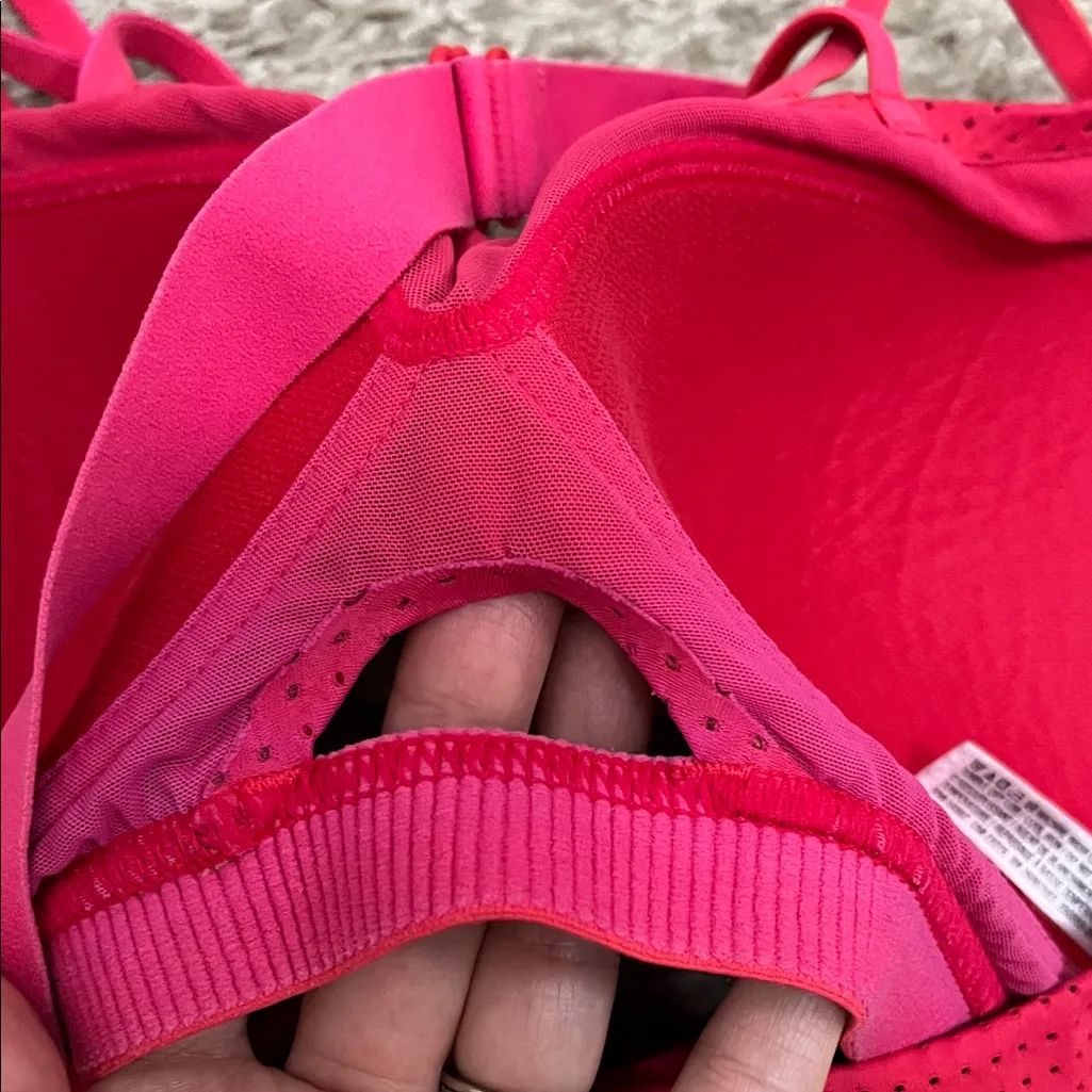Victoria Sport Hot Pink Strappy Mesh Padded Sports Bra - Size 34C - Image 10