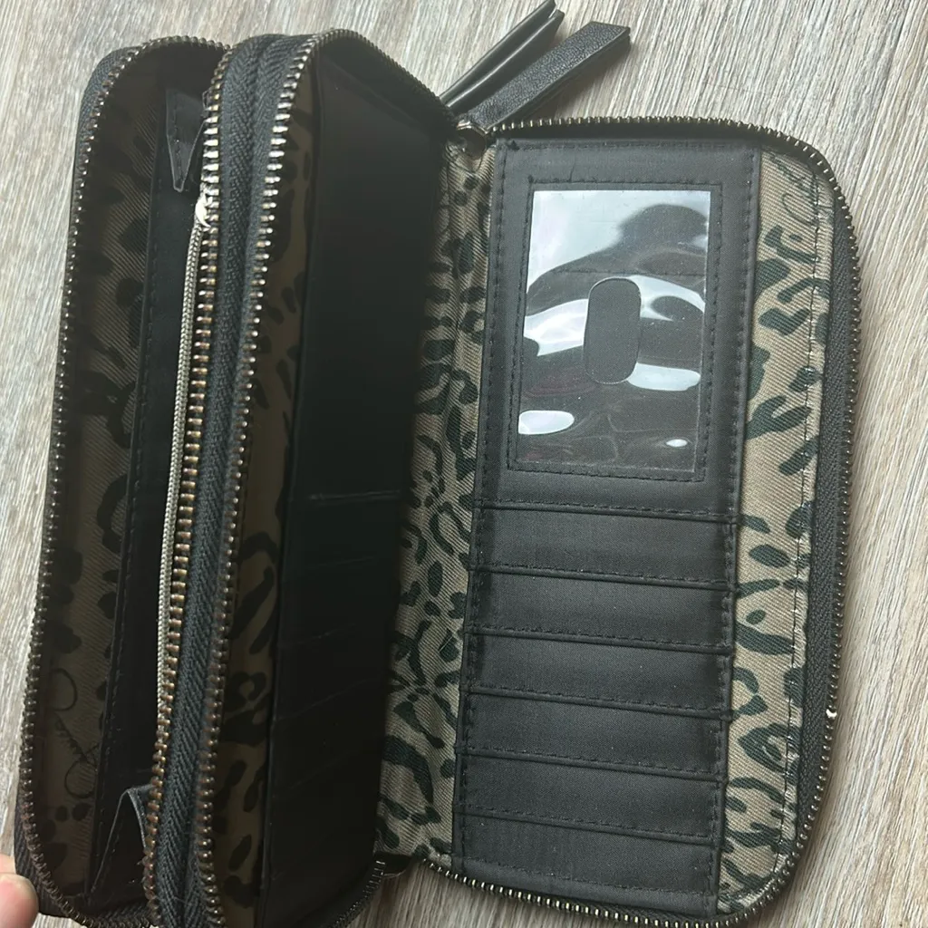 Jessica Simpson Black Faux Leather Wallet - Image 6