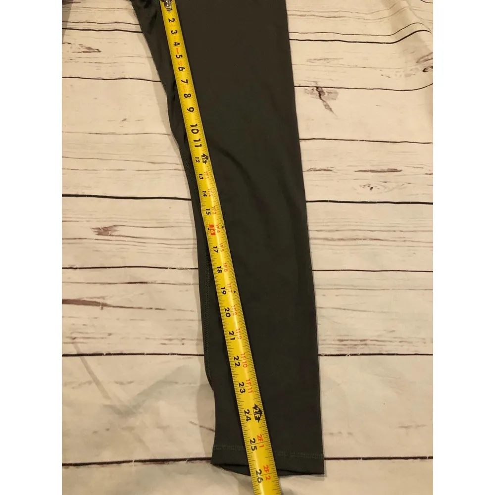 PrettyLittleThings Army Green athletic Cropped Leggings Loungewear Size 6 - Image 59