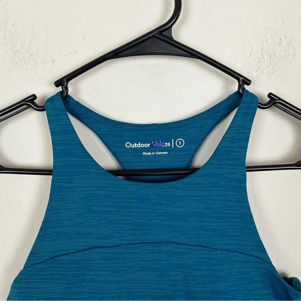 Outdoor Voices Move Free Crop in Blue - Image 2