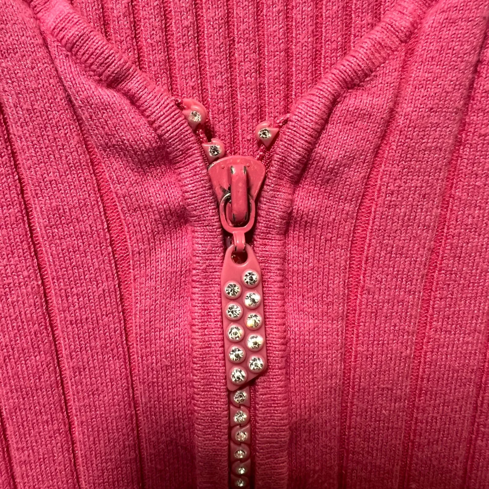 Belldini Y2K Pink Ribbed Knit Zip Front Rhinestone Short Sleeve Top Women Medium - Image 4