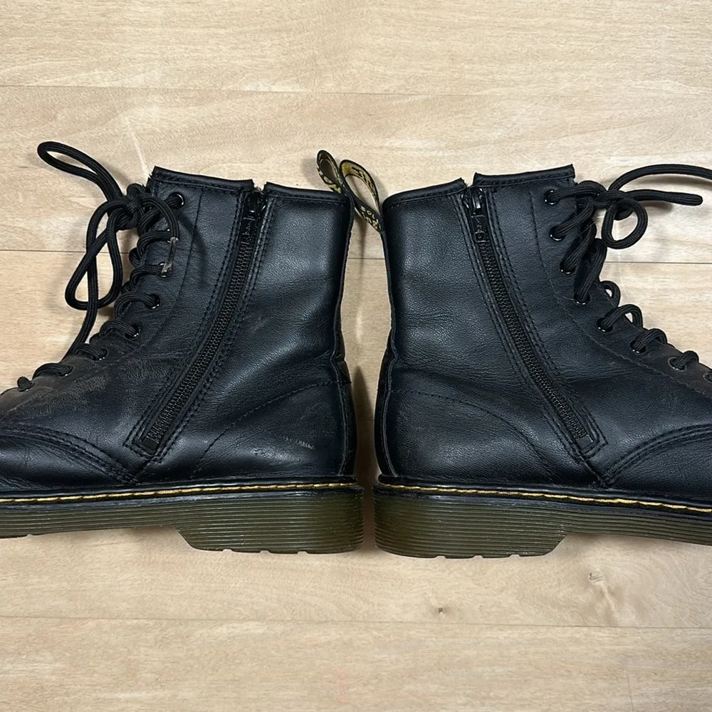 Dr. Martens 1460 8-Eye Sz 6 - Image 4