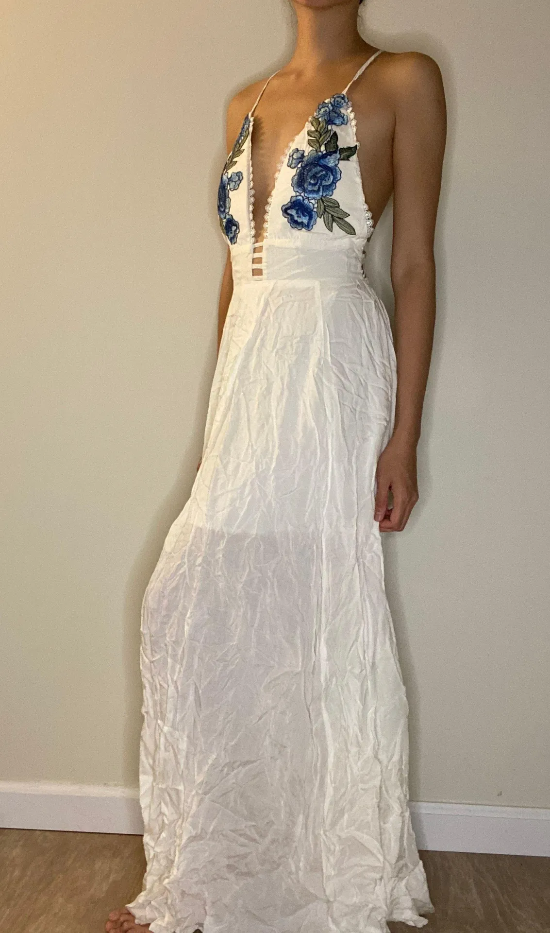 Angel Biba floral rose crochet white maxi dress NEW - Image 2