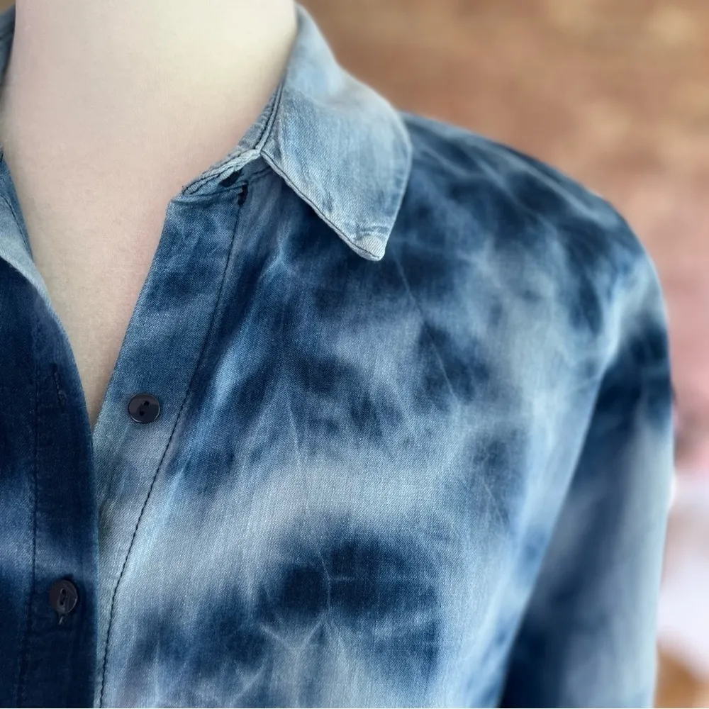 Zara Top Indigo Batik Shirt Blue Chambray Tie Dye Raw Hem High Low XS - Image 4