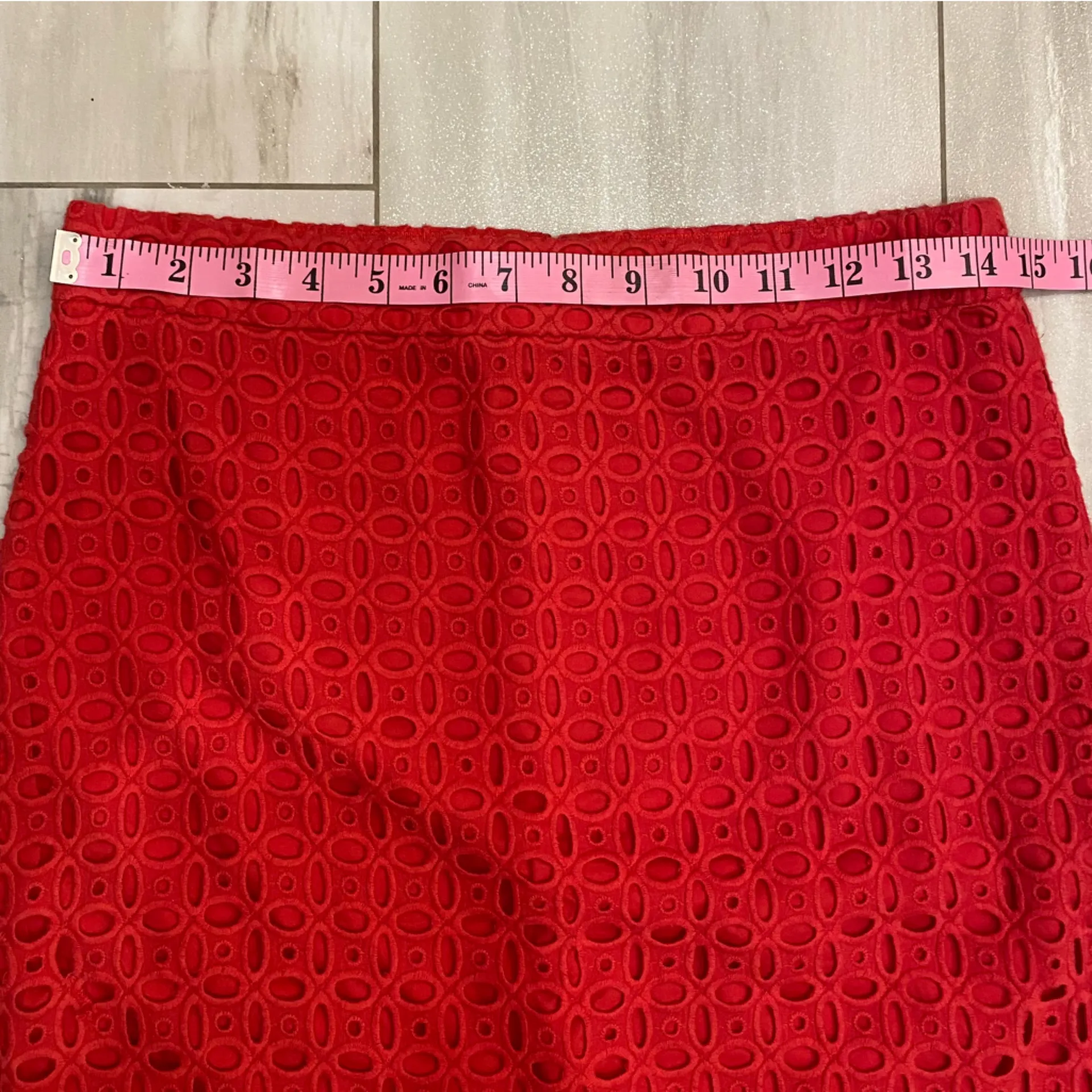 J. Crew No. 2 Pencil Career Skirt in Textured Layered Red Eyelet, Women’s size 2 - Image 5