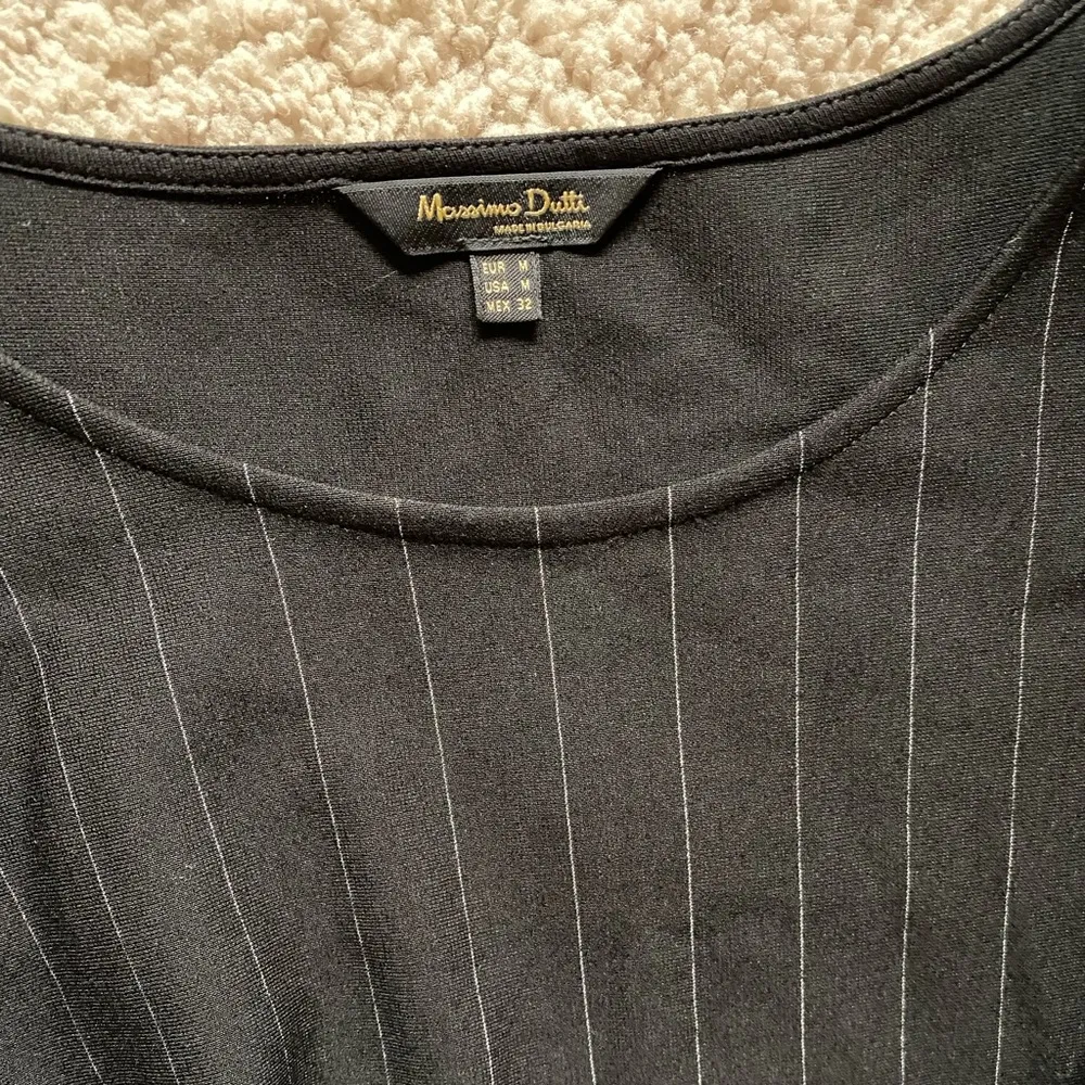 Mossimo Dutti Tricot pinstriped dress. Size Medium - Image 7