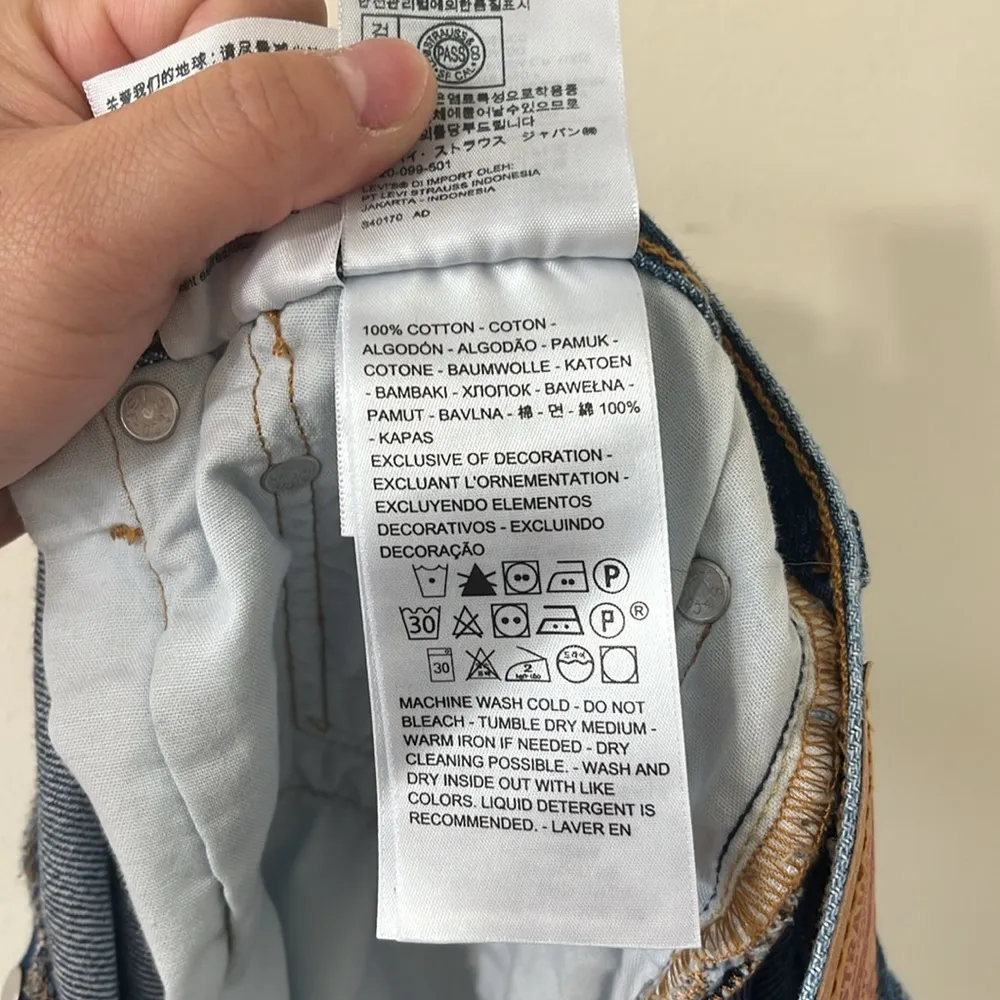 Levi’s Original Fit High-Rise 501 Dark Wash Denim Shorts Size 32 - Image 10