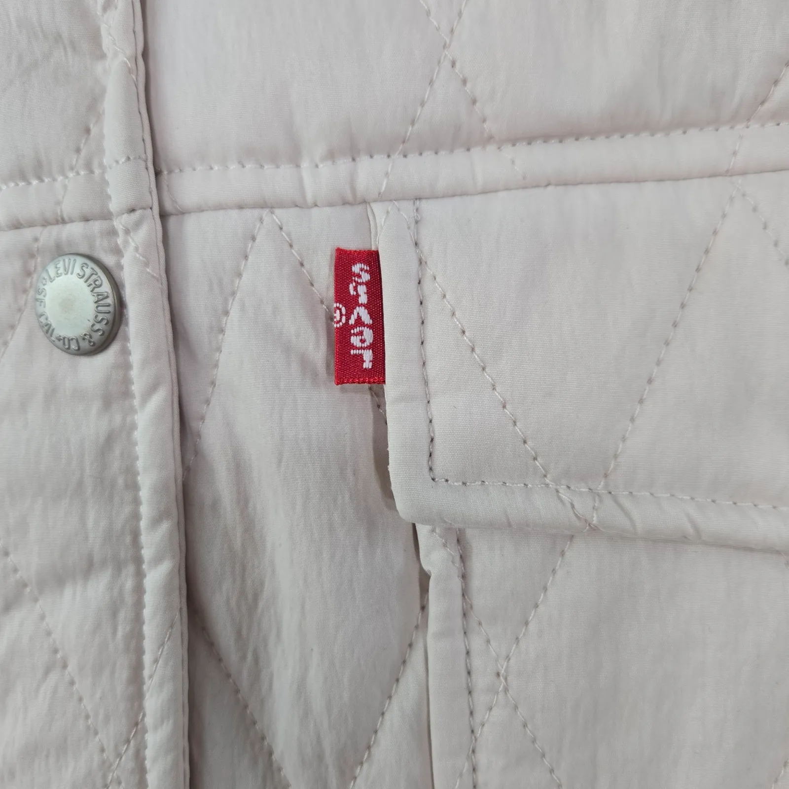 Levi’s Pastel Pink Quilted Shirt Jacket Shacket Snap Button Size Medium NWT - Image 7
