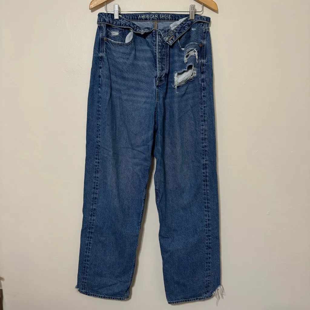 American Eagle Fold Over Waist Baggy Distressed Mom Jeans - Image 2