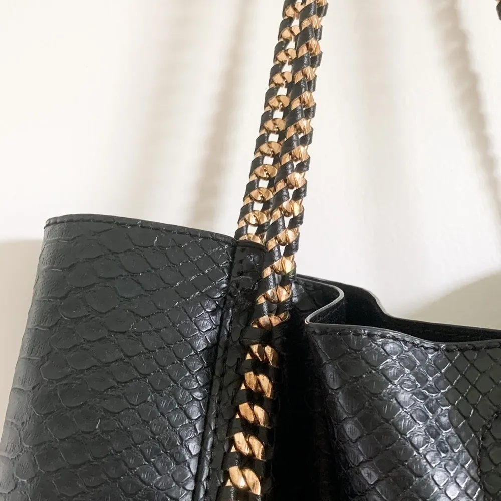 Black Croc Print Vegan Leather Tote Bag With Gold Metal Chain Strap - Image 3