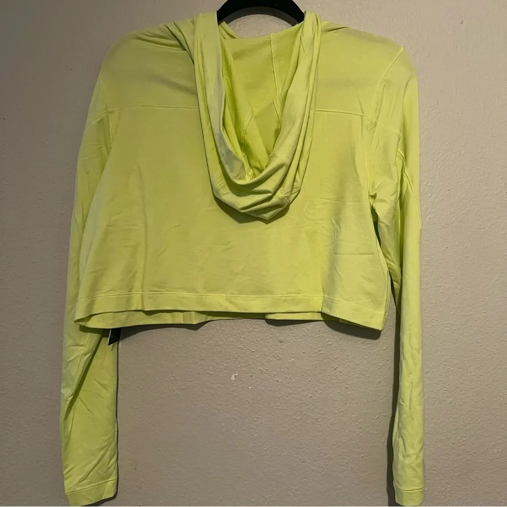 90 Degree by Reflex hooded cropped yellow workout top Size M - Image 2