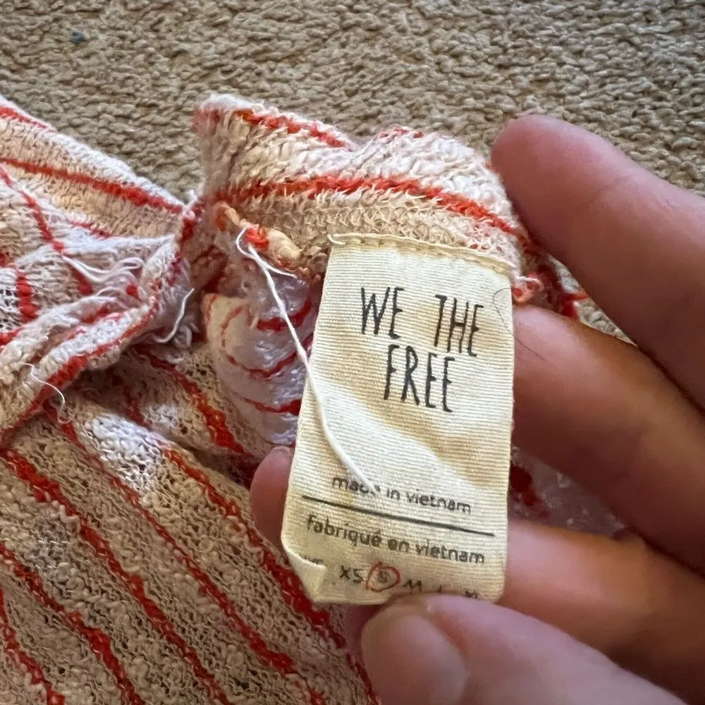 We the free small top - Image 9