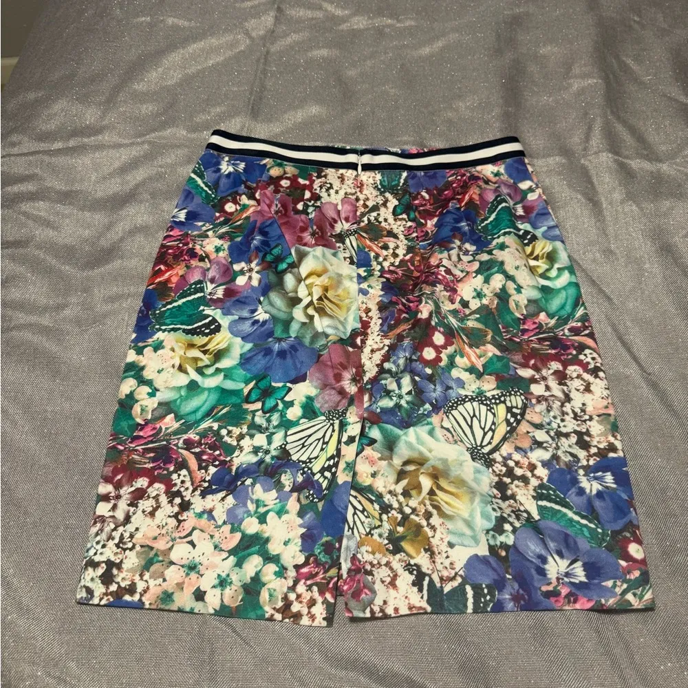 Tommy Hilfiger Floral Butterfly Knee-Length Pencil Skirt - Image 2